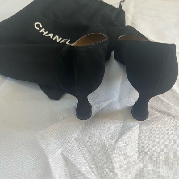 Chanel Heels Size 39 - Picture 6 of 6